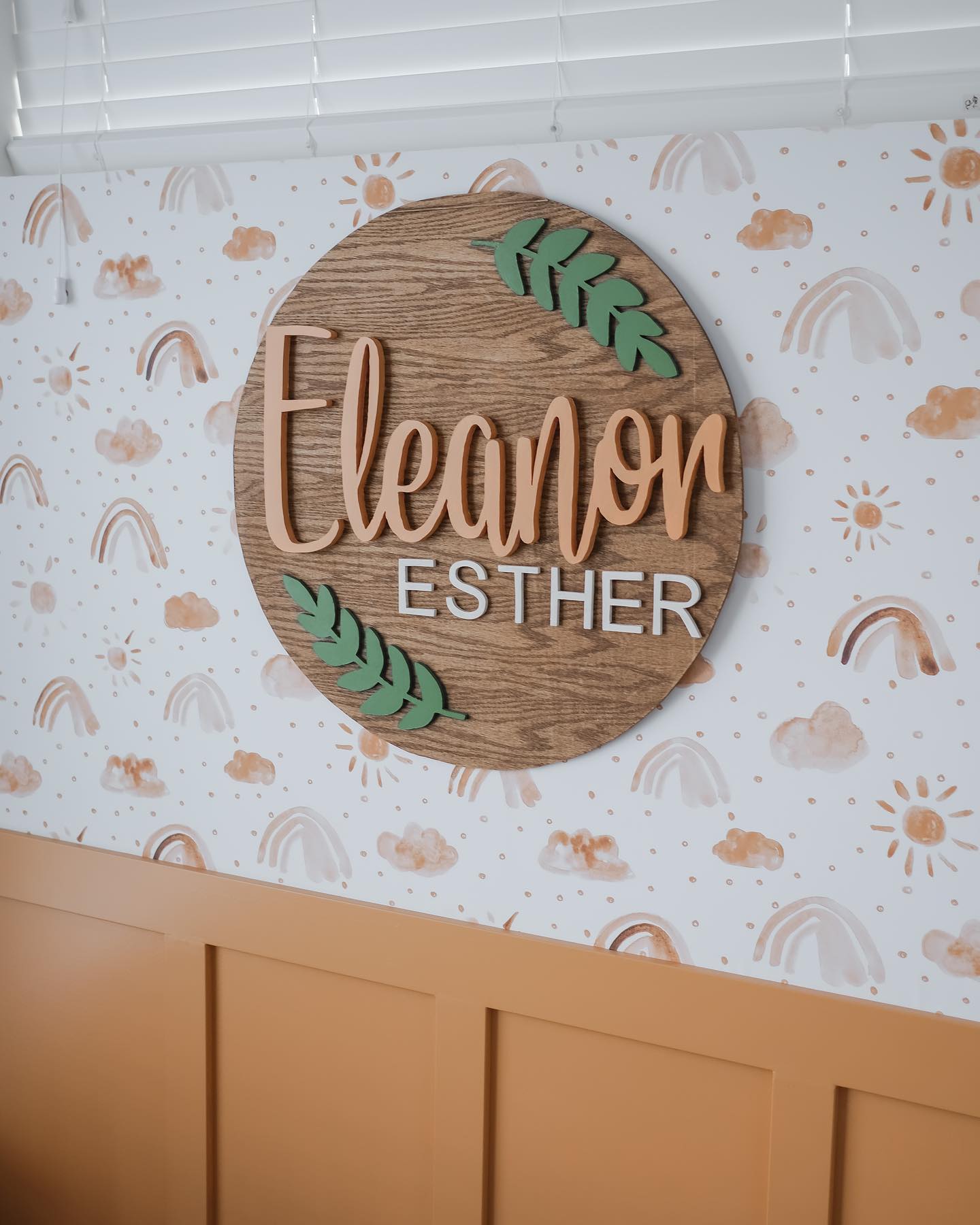 Customized Round Baby Nursery Name Sign with leaves or branches