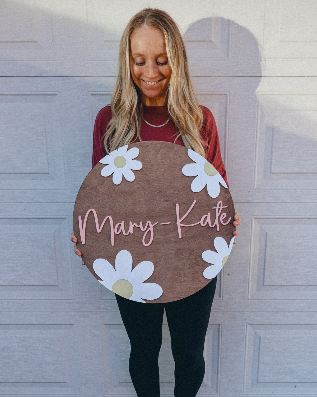 Customized Round Baby Nursery Name Sign with flowers
